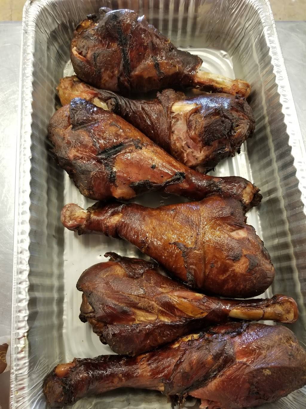 BigCountrys Barbecue | restaurant | 8665 W Brown Deer Rd, Milwaukee, WI 53224, USA | 2625954053 OR +1 262-595-4053