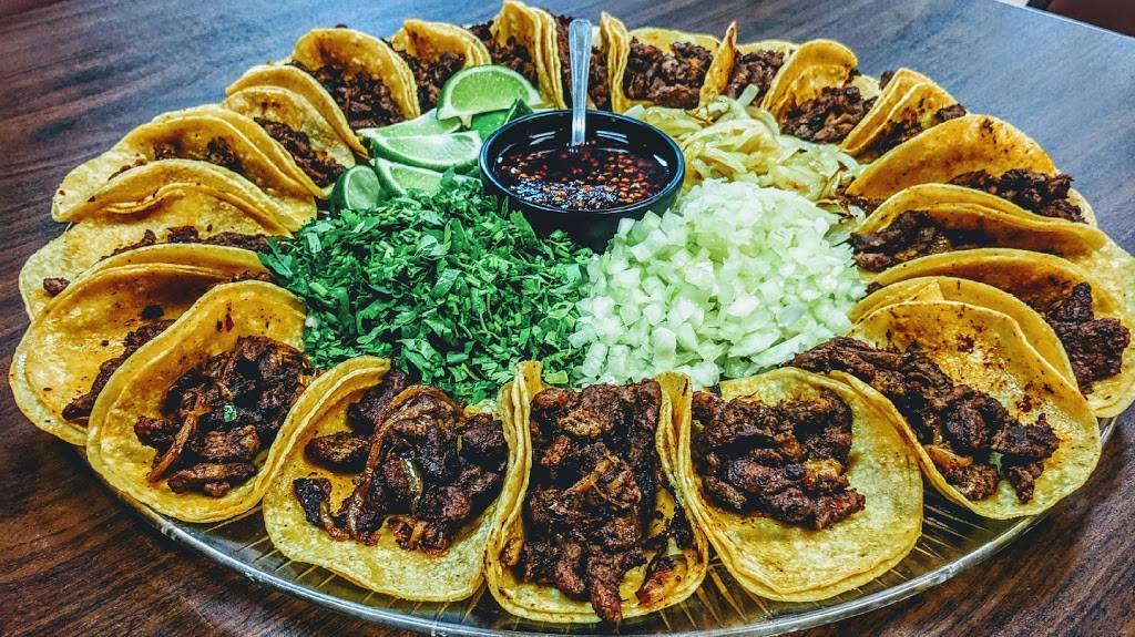 Lucas Tacos | restaurant | 1150 W Pioneer Dr, Irving, TX 75061, USA | 9722036770 OR +1 972-203-6770