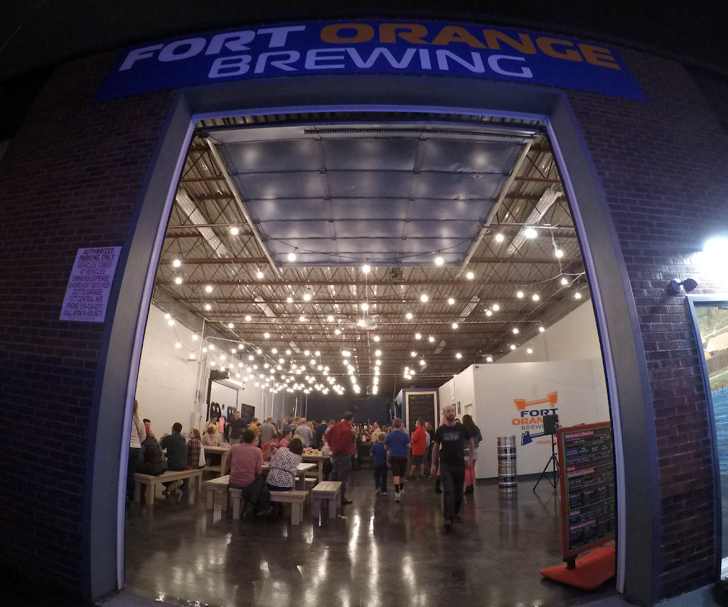 Fort Orange Brewing | restaurant | 450 N Pearl St, Albany, NY 12204, USA | 5189923103 OR +1 518-992-3103