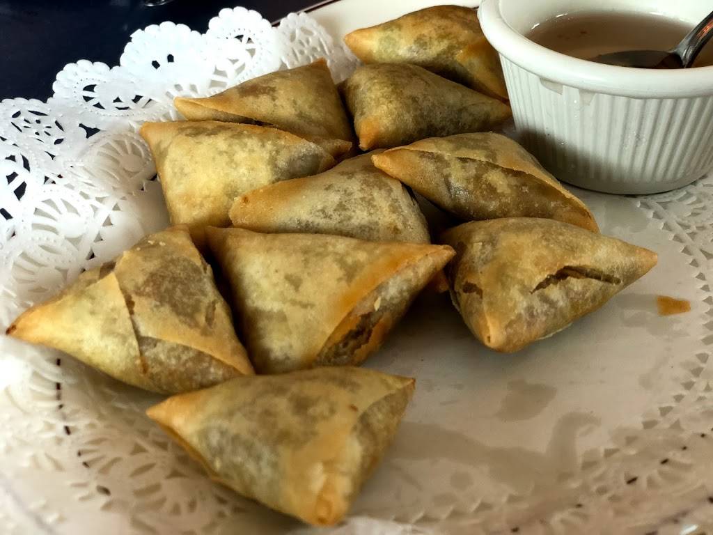 Bangkok Café | restaurant | 10 Foxborough Blvd, Foxborough, MA 02035, USA | 5085438424 OR +1 508-543-8424