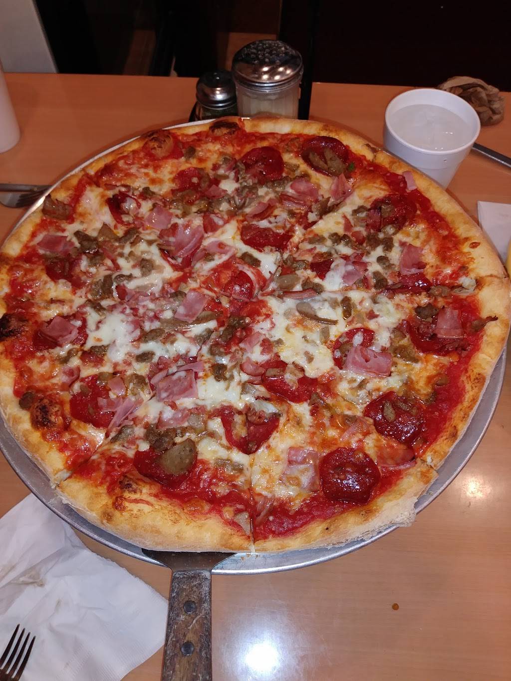 Capri Pizza & More | restaurant | 7825 Gall Blvd, Zephyrhills, FL 33541, USA | 8137832906 OR +1 813-783-2906