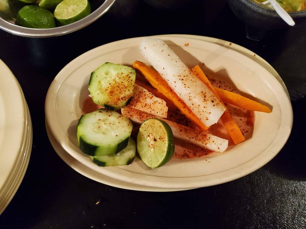 El Toro Bronco | restaurant | 7689 N Loop Dr, El Paso, TX 79915, USA | 9157750087 OR +1 915-775-0087