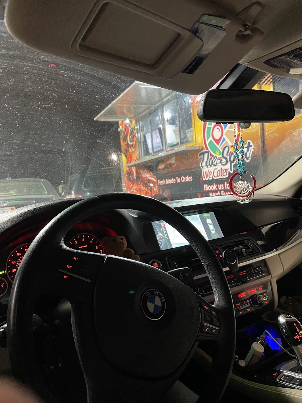 The Spot | restaurant | 10001 Michigan Ave, Dearborn, MI 48126, USA | 3136993199 OR +1 313-699-3199