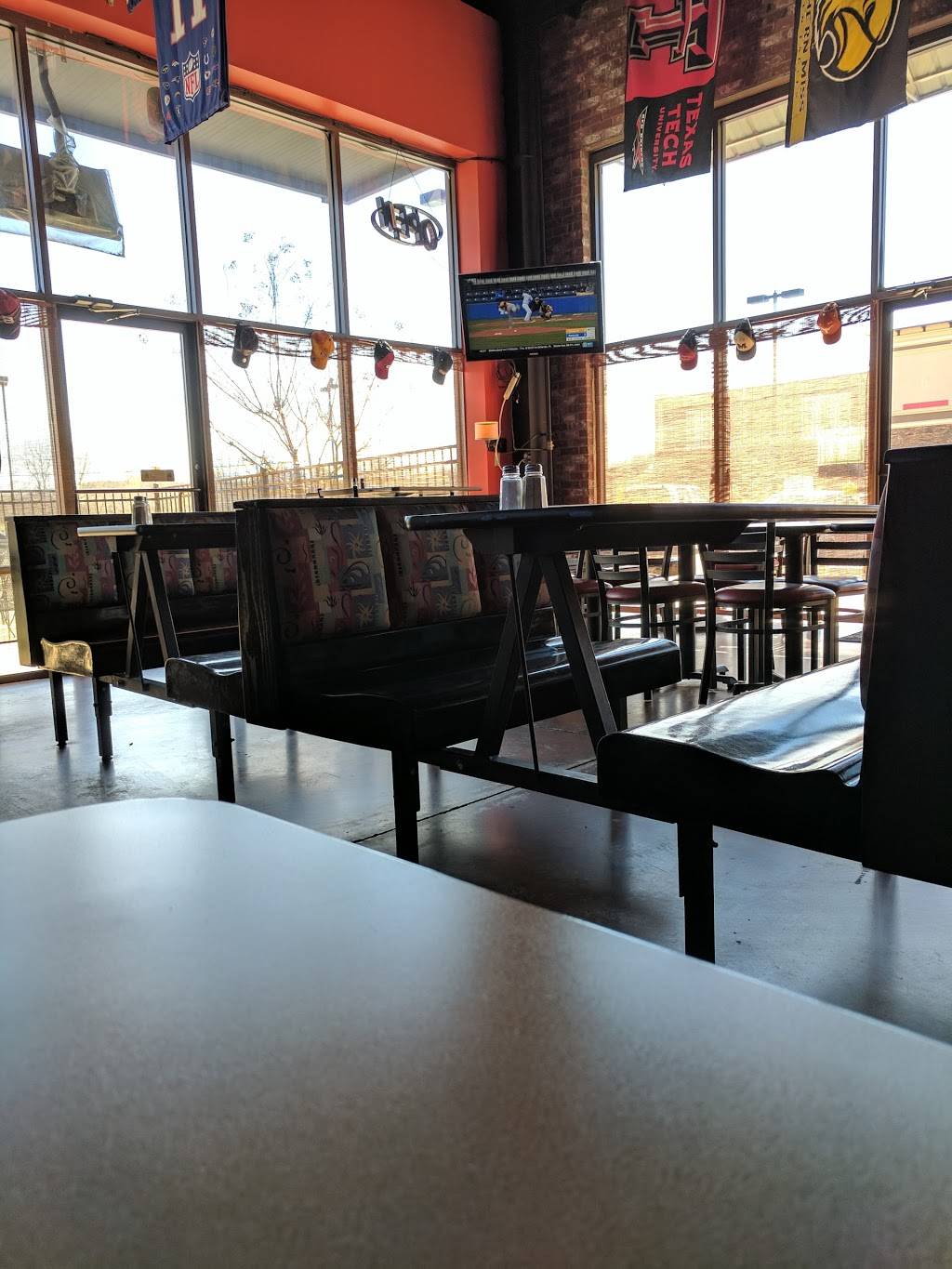 Skybox | restaurant | 127 City Market Drive, Saltillo, MS 38866, USA | 6622692460 OR +1 662-269-2460