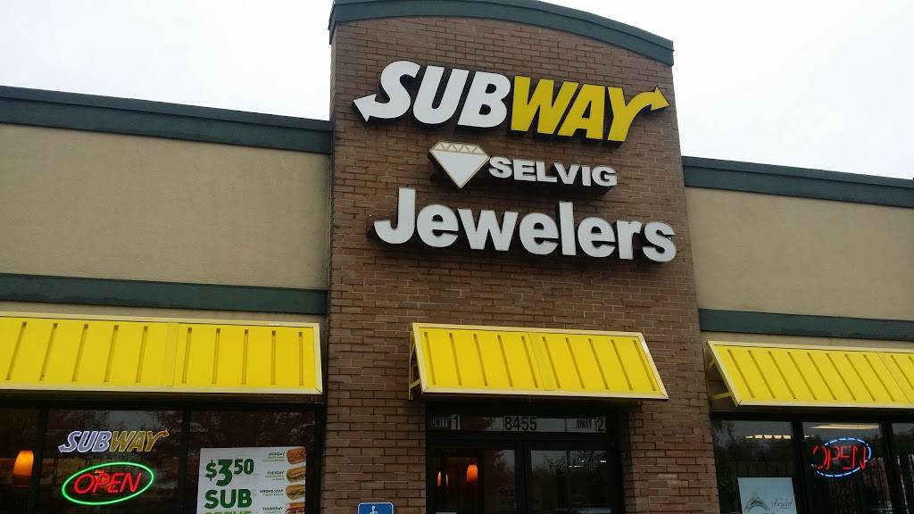 Subway | restaurant | 8455 E Point Douglas Rd, Cottage Grove, MN 55016, USA | 6514590076 OR +1 651-459-0076