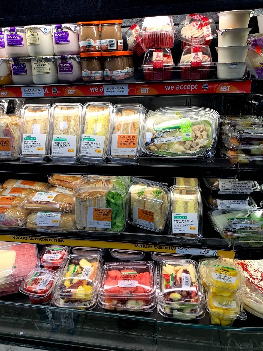 7-Eleven | bakery | 103-01 Queens Blvd, Queens, NY 11375, USA | 7184596118 OR +1 718-459-6118