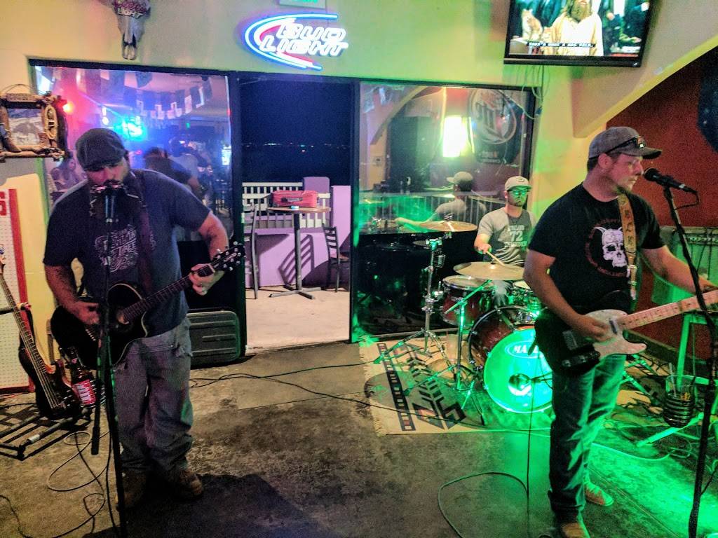 Peaks & Valleys Restaurant | restaurant | 711 E Carefree Hwy, Phoenix, AZ 85085, USA | 6234348370 OR +1 623-434-8370