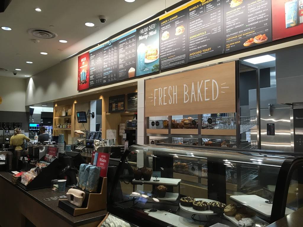 Caribou Coffee | cafe | 2870 Edgewood Rd SW Suite 100, Cedar Rapids, IA 52404, USA | 3192496095 OR +1 319-249-6095