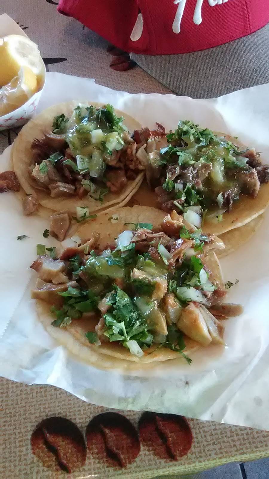 Taqueria La Fogata | restaurant | 3350 Saviers Rd, Oxnard, CA 93033, USA | 8054830479 OR +1 805-483-0479