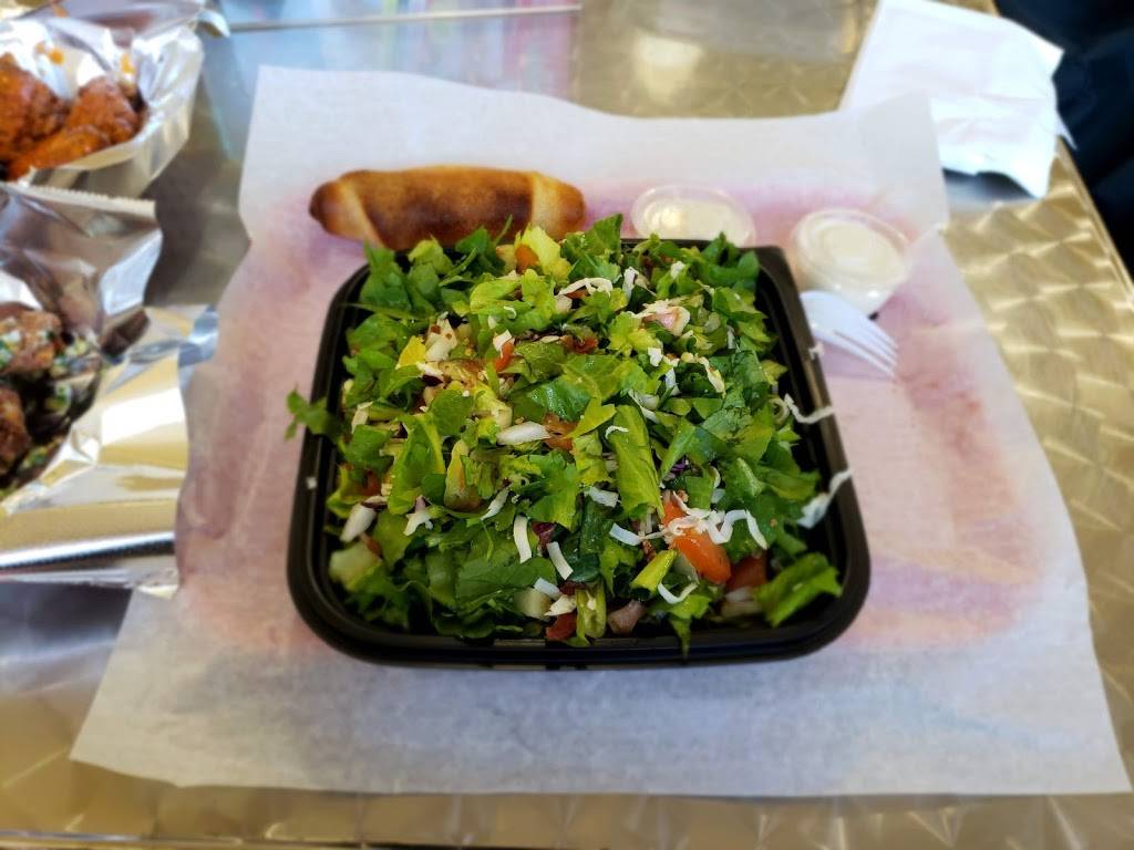 Wow Pizzeria | restaurant | 9745 Franklin Ave, Franklin Park, IL 60131, USA | 7086658000 OR +1 708-665-8000