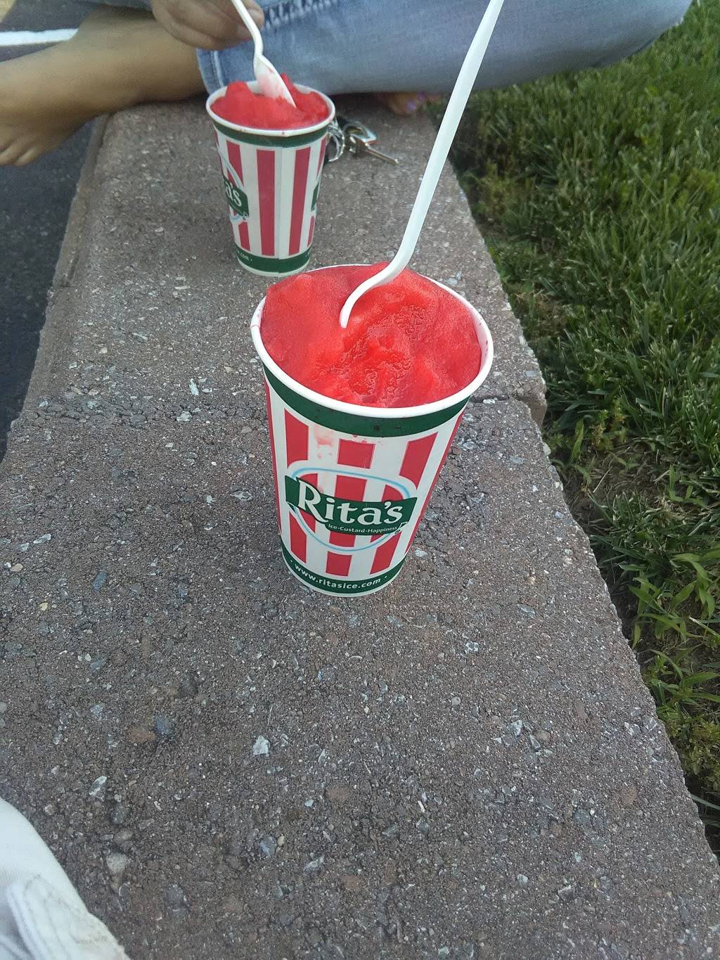 Ritas Italian Ice & Frozen Custard | restaurant | 1435 Chester Pike, Eddystone, PA 19022, USA | 6108723031 OR +1 610-872-3031
