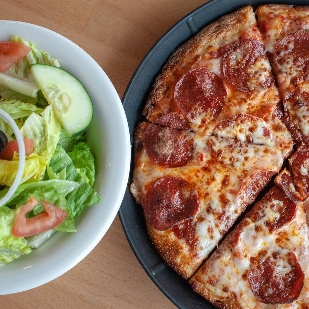 Noble Romans Craft Pizza & Pub | restaurant | 11715 Allisonville Rd, Fishers, IN 46038, USA | 3175783377 OR +1 317-578-3377