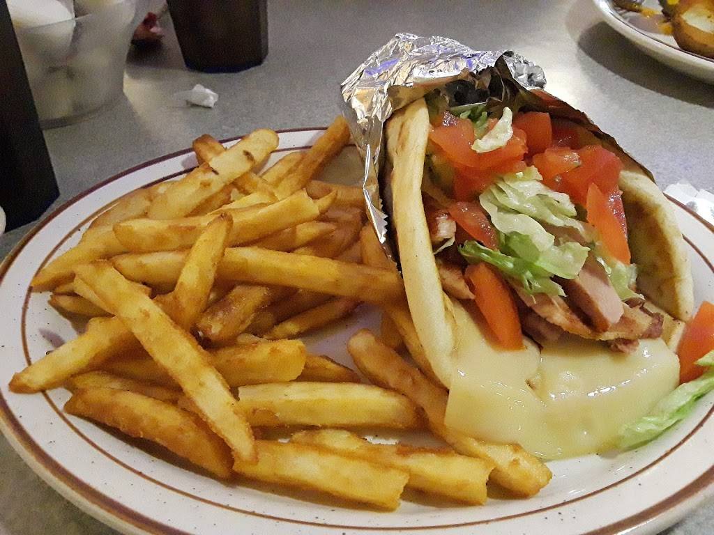 Copperstones of Waterford | restaurant | 4631 Highland Rd, Waterford Twp, MI 48328, USA | 2486743155 OR +1 248-674-3155