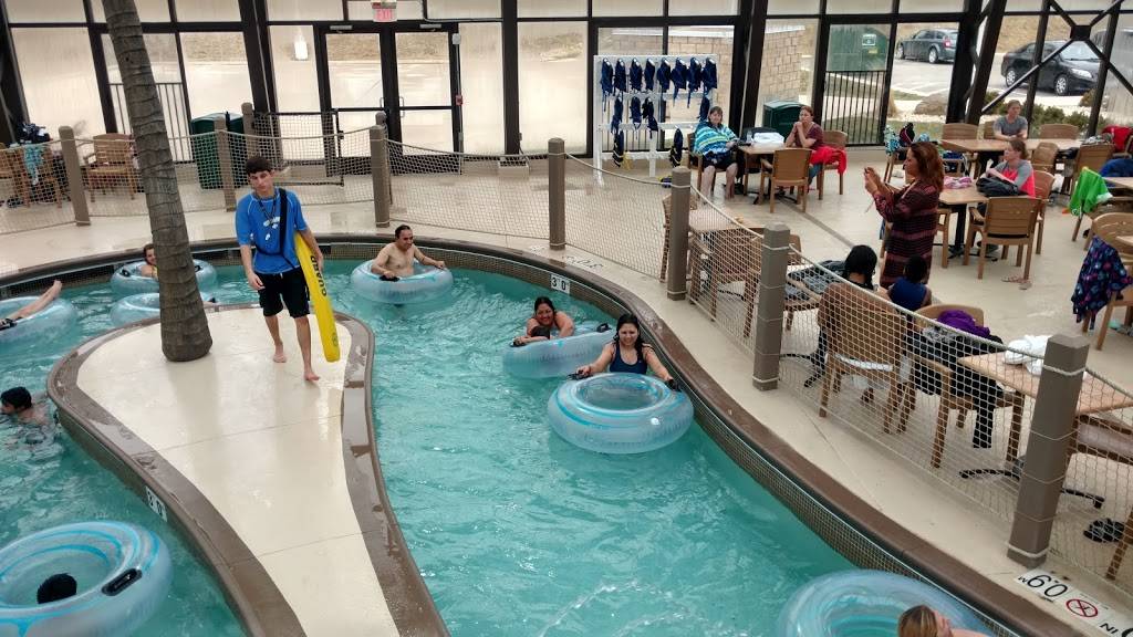 Pirates Cay Indoor Water Park | restaurant | 2558 N 3653rd Rd, Sheridan, IL 60551, USA | 8154963292 OR +1 815-496-3292