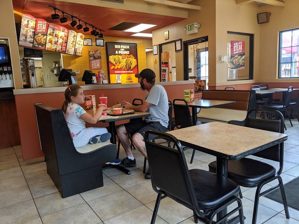 Taco Johns | restaurant | 17 E 20th St, Dubuque, IA 52001, USA | 5635823443 OR +1 563-582-3443