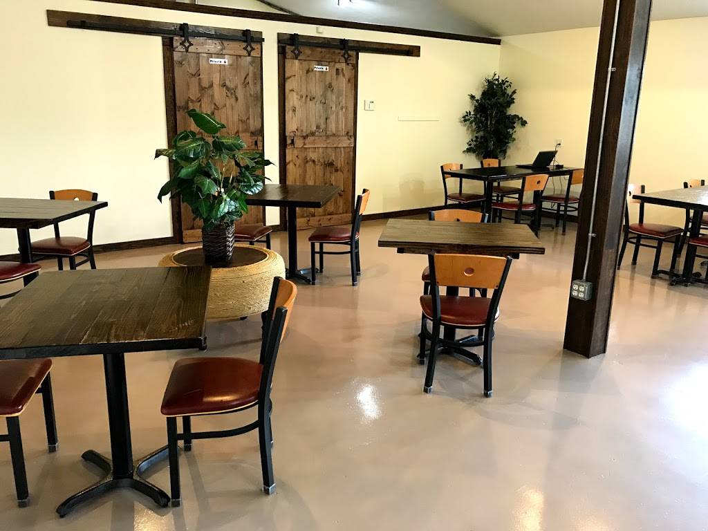 Binge Kitchen | restaurant | 121 N Fredericksburg St, San Marcos, TX 78666, USA | 5126677111 OR +1 512-667-7111