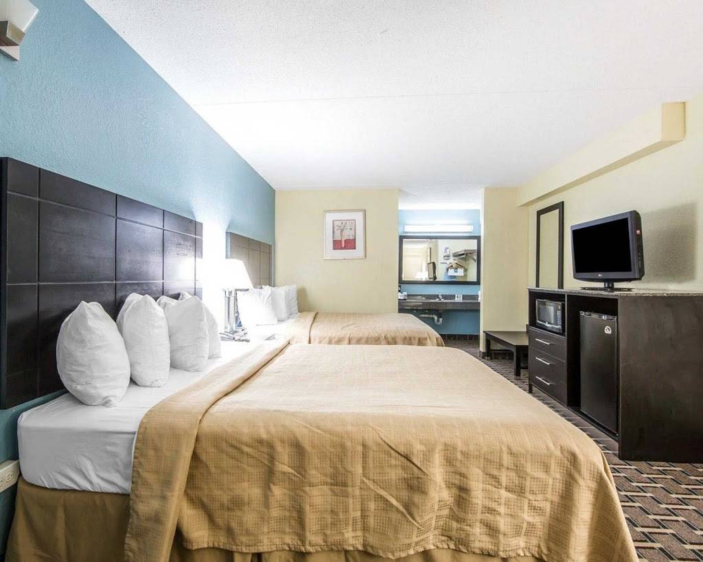 Inn & Suites | restaurant | 317 N Cedar Bluff Rd, Knoxville, TN 37923, USA | 8655318005 OR +1 865-531-8005