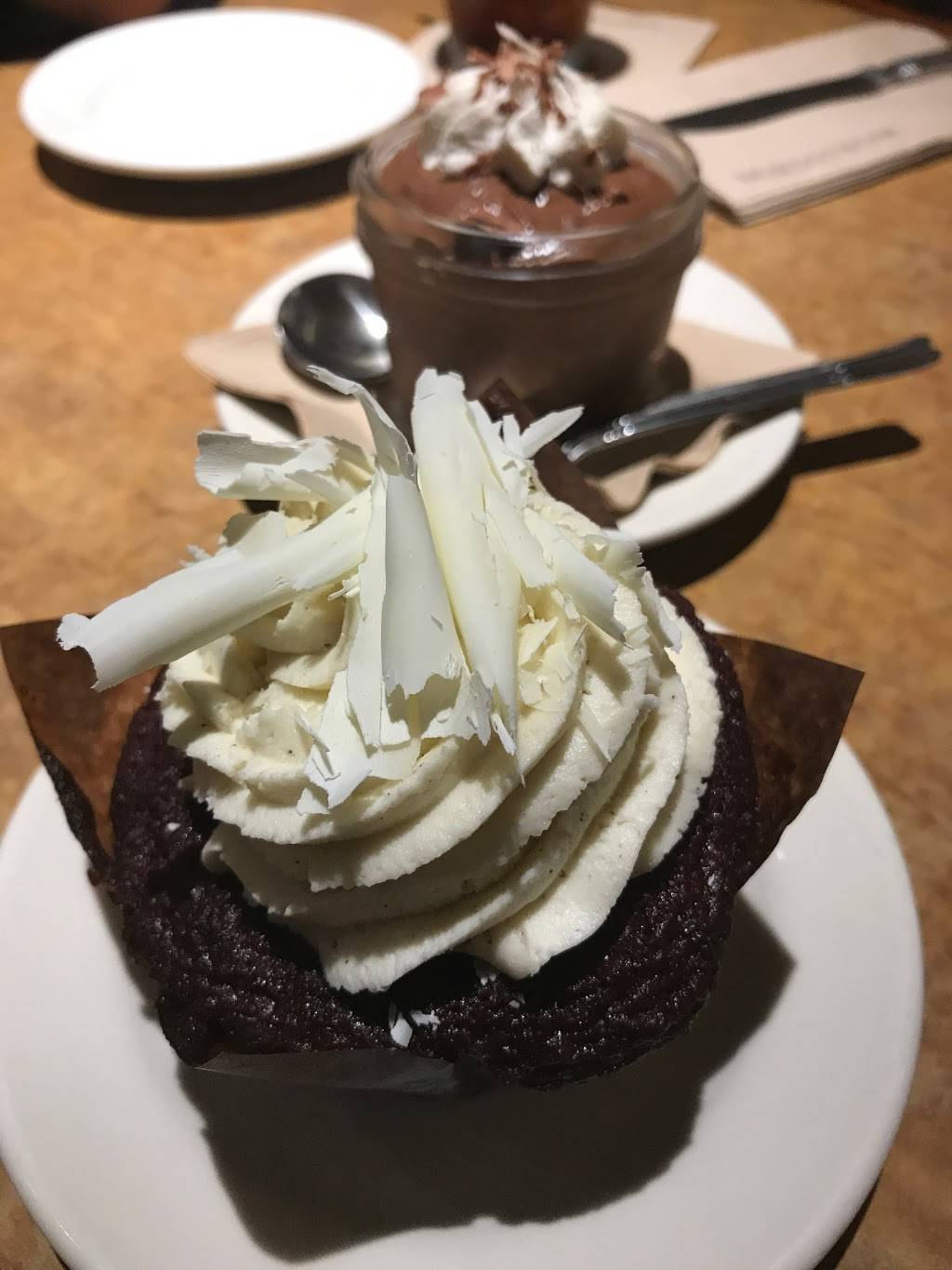 Nordstrom Cafe | restaurant | 6 Woodfield Shopping Center, Schaumburg, IL 60173, USA | 8476052121 OR +1 847-605-2121