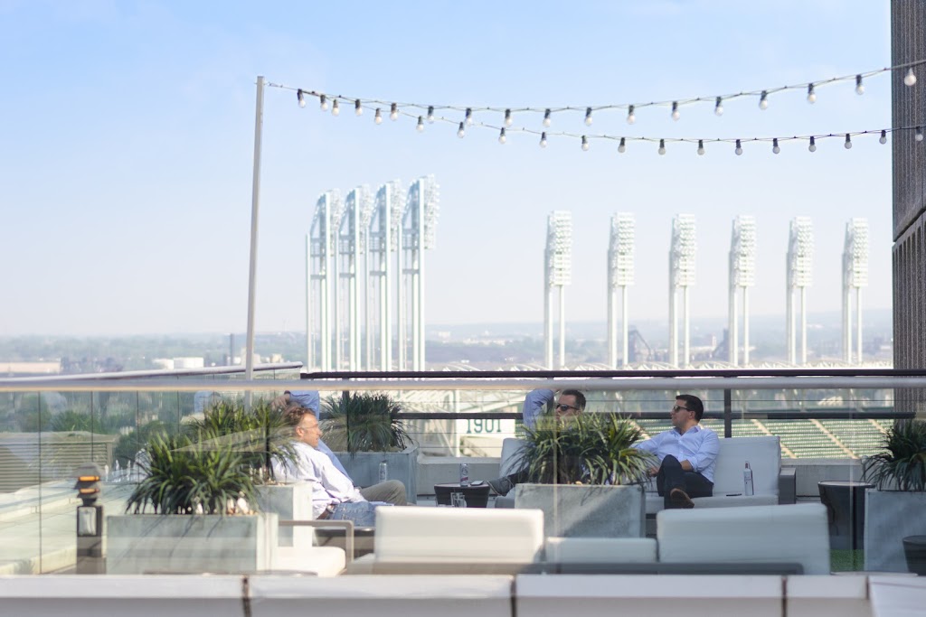 Azure | restaurant | 2017 E. 9th Street The 9 - Level 12, Cleveland, OH 44115, USA | 2162391200 OR +1 216-239-1200