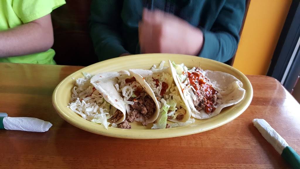 El Palenque | restaurant | 35520 Vine St, Eastlake, OH 44095, USA | 4409461911 OR +1 440-946-1911