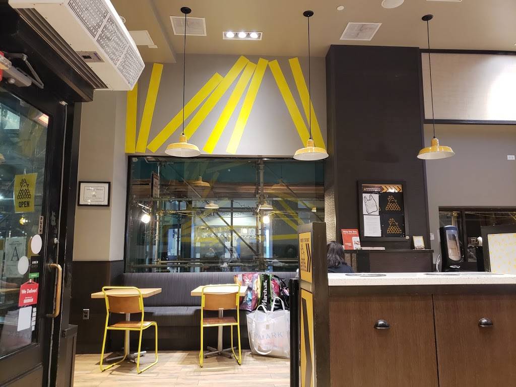 Chicken And Rice Guys | restaurant | 280 Washington St, Boston, MA 02108, USA | 6174230490 OR +1 617-423-0490