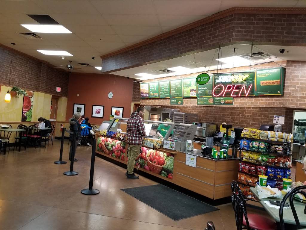 Subway | restaurant | 10 Riverton Commons Dr, Front Royal, VA 22630, USA | 5406353702 OR +1 540-635-3702