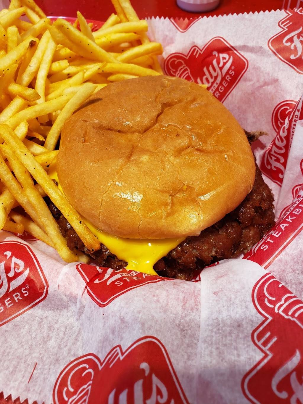 Freddys Frozen Custard & Steakburgers | restaurant | 849 W Poplar Ave, Collierville, TN 38017, USA | 9012217117 OR +1 901-221-7117
