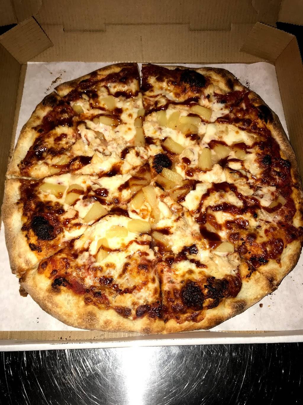 Four Corners Pizza | restaurant | 628 2nd Ave #208, Crockett, CA 94525, USA | 5107877203 OR +1 510-787-7203