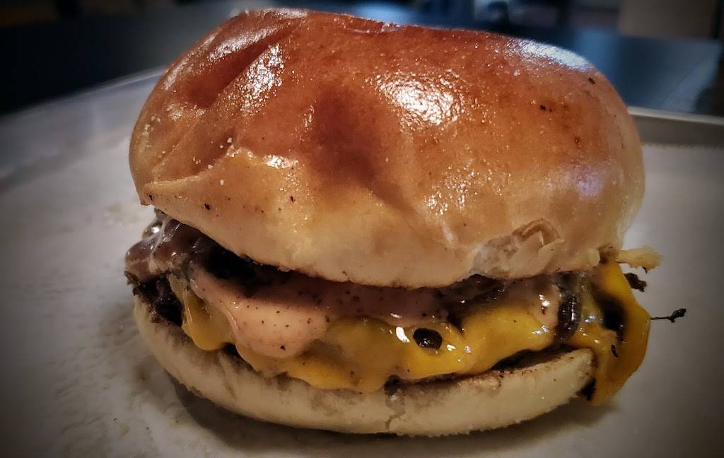 Smoqehouse, | restaurant | 6112 S Tamiami Trail, Sarasota, FL 34231, USA | 9419239090 OR +1 941-923-9090