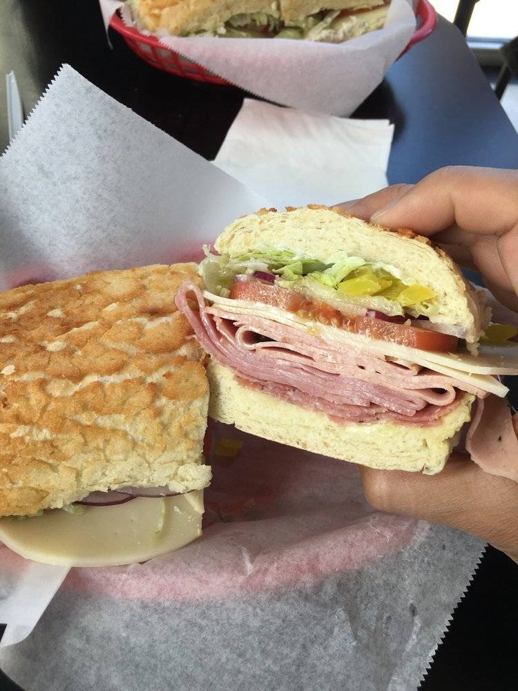 Mr. Pickles Sandwich Shop | meal takeaway | 3100 Lakeville Hwy C, Petaluma, CA 94954, USA | 7077631676 OR +1 707-763-1676