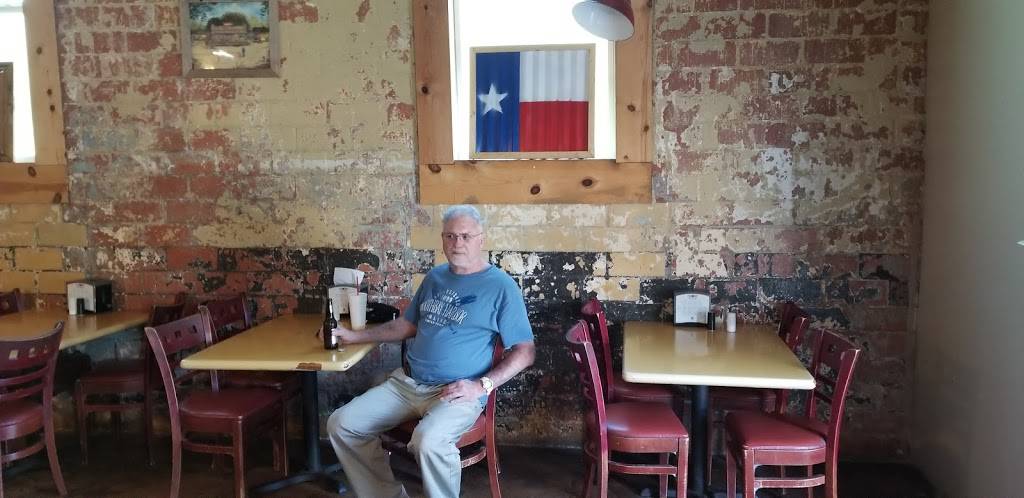 AJs | restaurant | 508 E Main St, Edna, TX 77957, USA | 3617810010 OR +1 361-781-0010