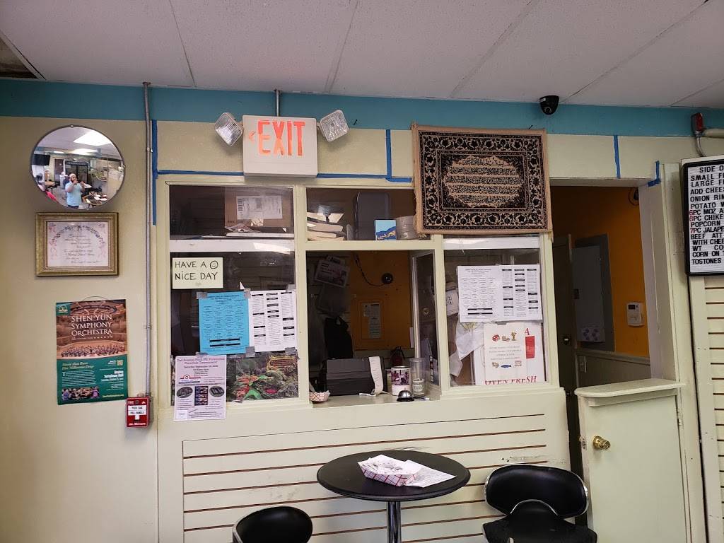 Jimmys Halal Fried Chicken | restaurant | 35 Bridge St, Lowell, MA 01852, USA | 9293503122 OR +1 929-350-3122