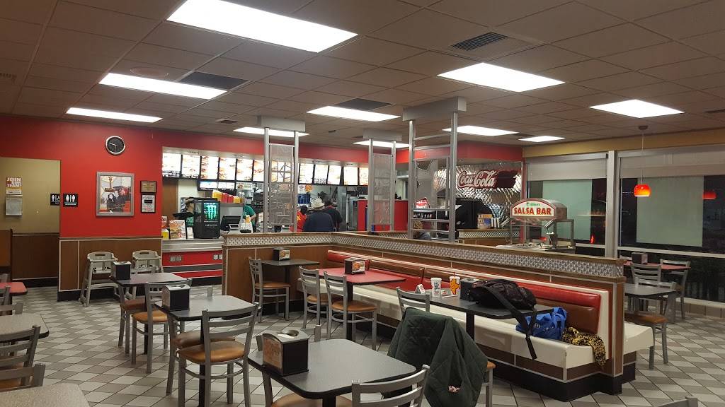 Carls Jr. | restaurant | 25 Silver Ln, Eugene, OR 97404, USA | 5414616814 OR +1 541-461-6814