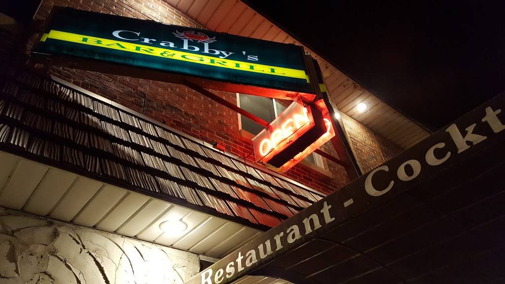 Crabbys Bar & Grill | restaurant | 2113 E Oklahoma Ave, Milwaukee, WI 53207, USA | 4147699999 OR +1 414-769-9999