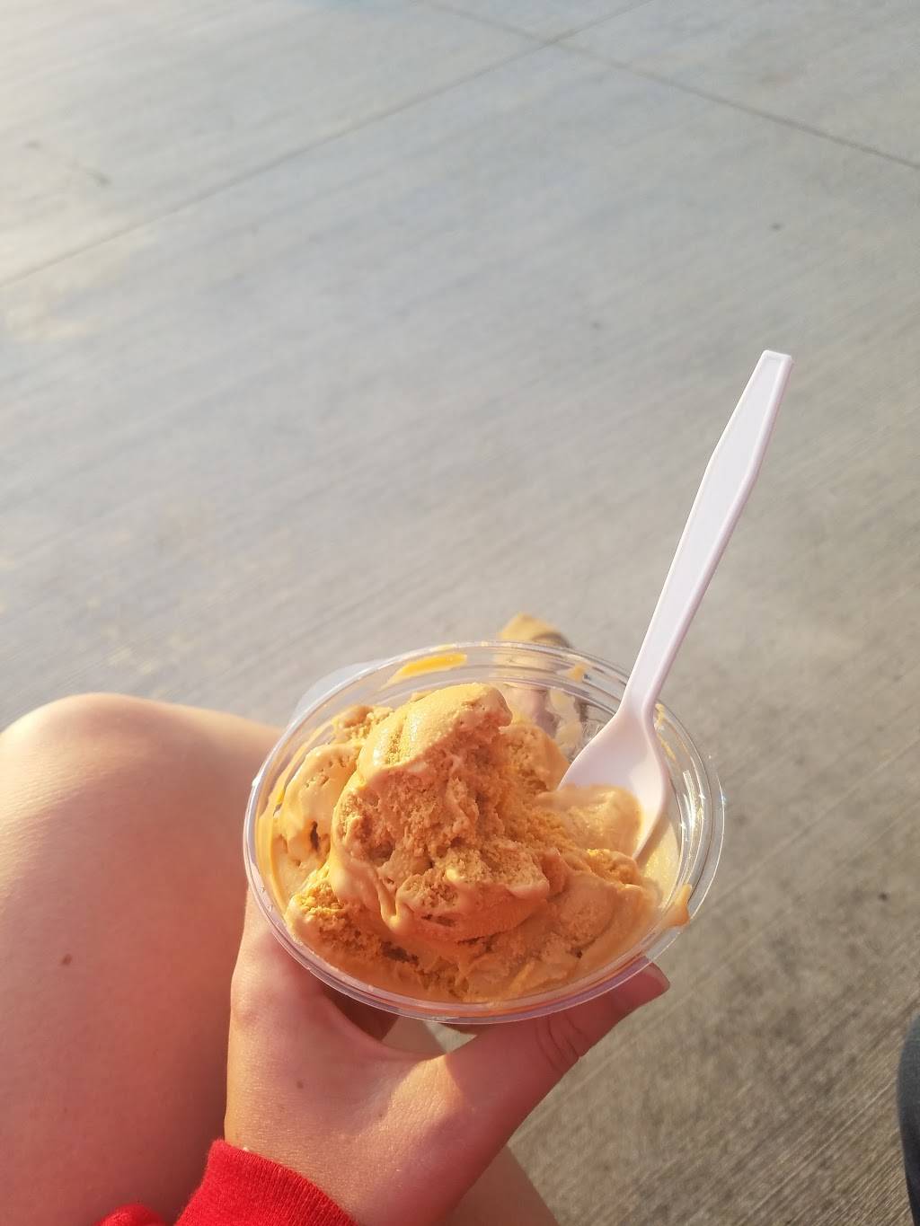 Ritas Italian Ice & Frozen Custard | restaurant | 2116 W Henderson Rd, Columbus, OH 43220, USA | 6144577290 OR +1 614-457-7290