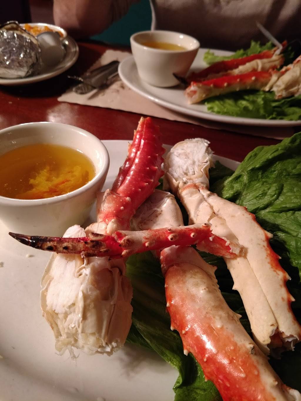 Boston Seafood Restaurant | restaurant | 160 American Legion Dr, North Adams, MA 01247, USA | 4136638740 OR +1 413-663-8740