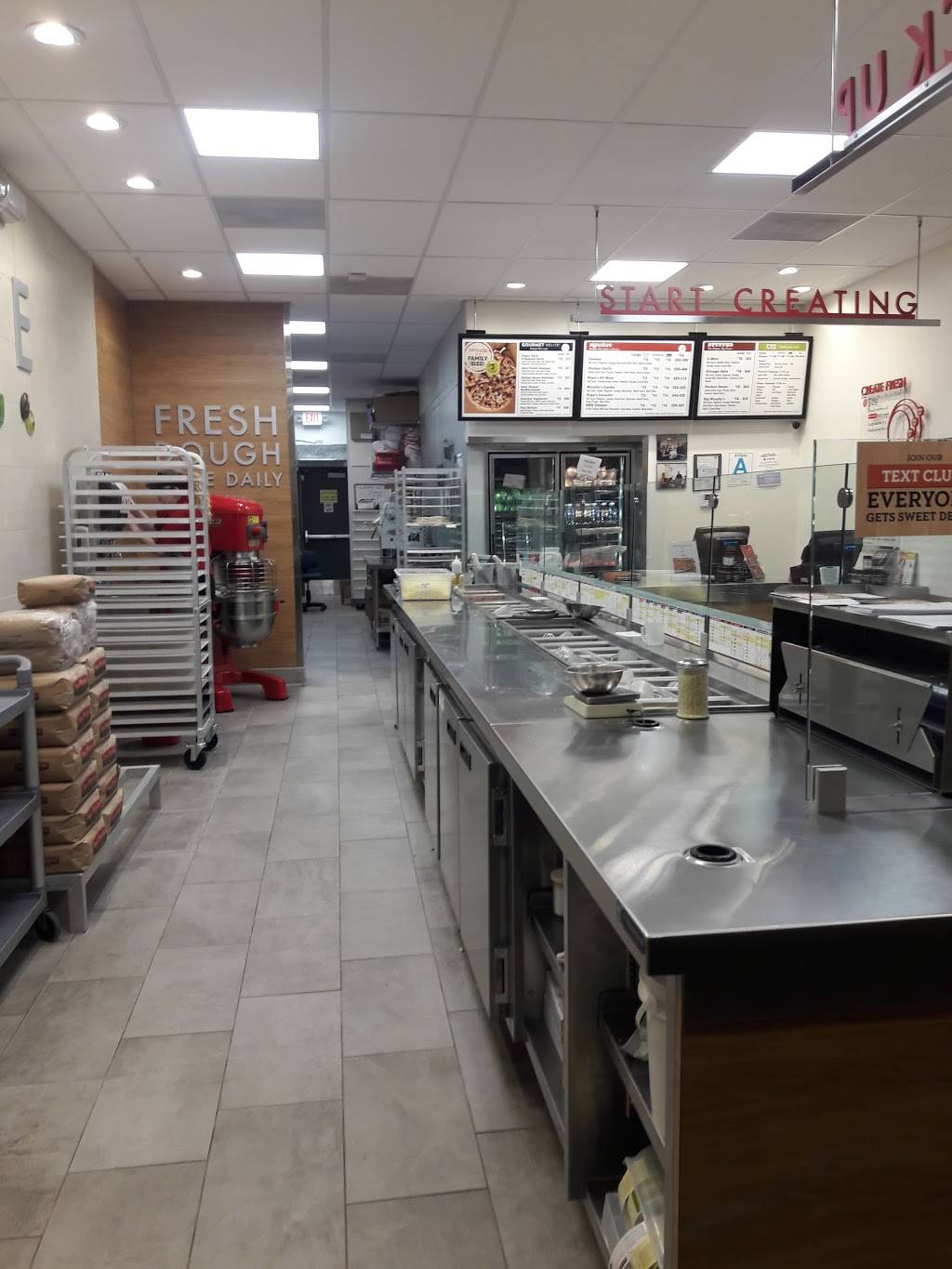 Papa Murphys Take N Bake Pizza | meal takeaway | 3869 Rancho Vista Blvd unit a-3, Palmdale, CA 93551, USA | 6617222999 OR +1 661-722-2999