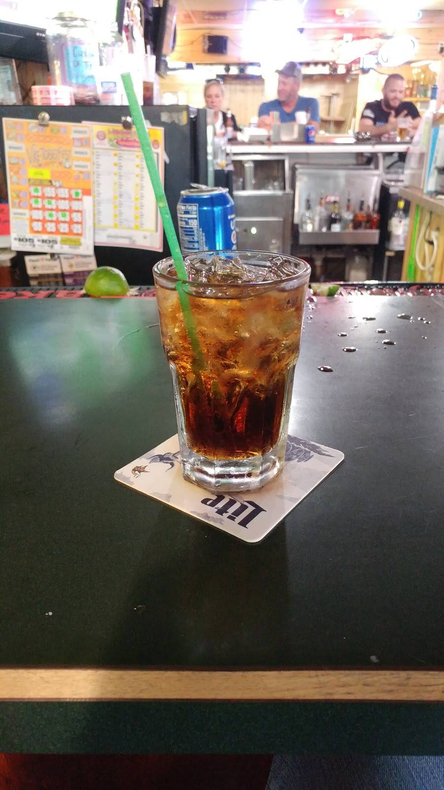 The Green Lantern Bar & Grill | restaurant | 13184 County Rd 8 SE, Brainerd, MN 56401, USA | 2187642323 OR +1 218-764-2323