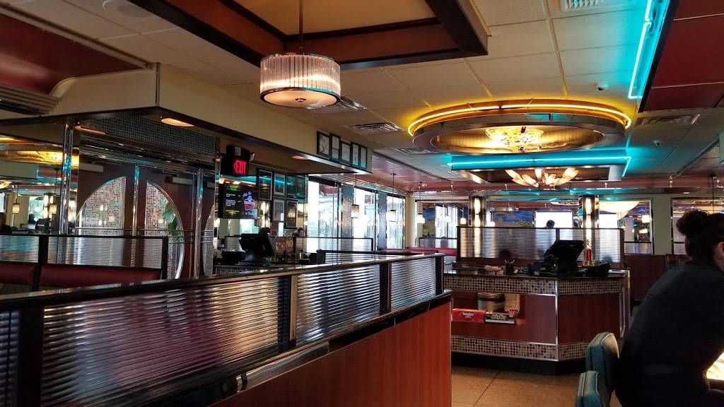 Capitol Diner | restaurant | 800 Eisenhower Blvd, Harrisburg, PA 17111, USA | 7179392279 OR +1 717-939-2279