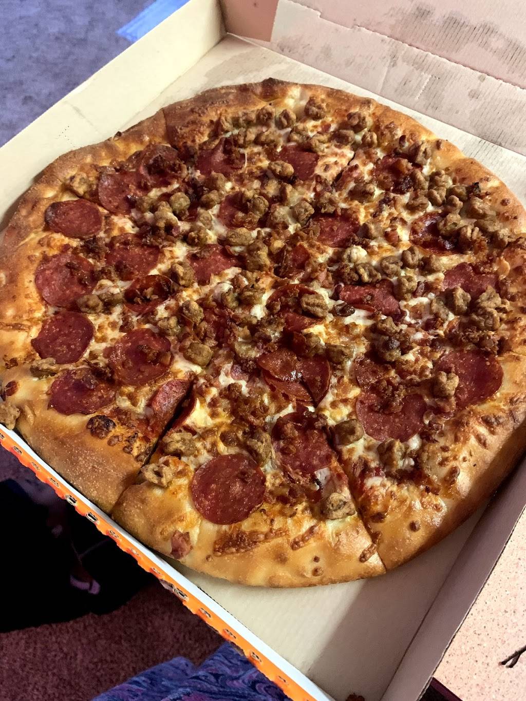 Little Caesars Pizza | meal takeaway | 47069 Hayes Rd, Shelby Charter Twp, MI 48315, USA | 5865325020 OR +1 586-532-5020