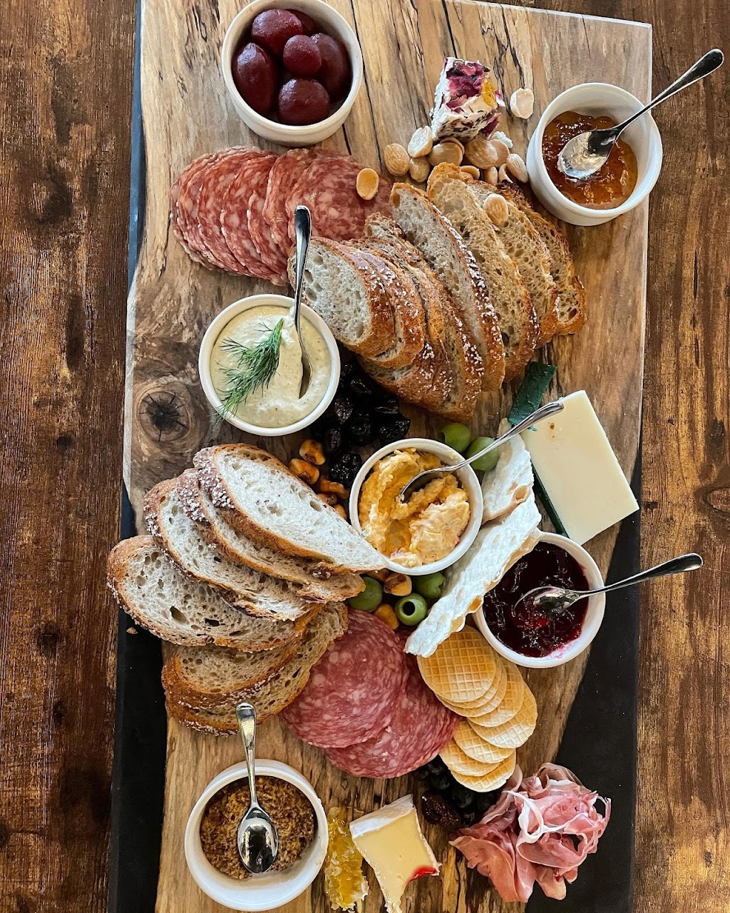 Watch Hill Proper | restaurant | 11201 River Beauty Loop, Prospect, KY 40059, USA | 5022301982 OR +1 502-230-1982