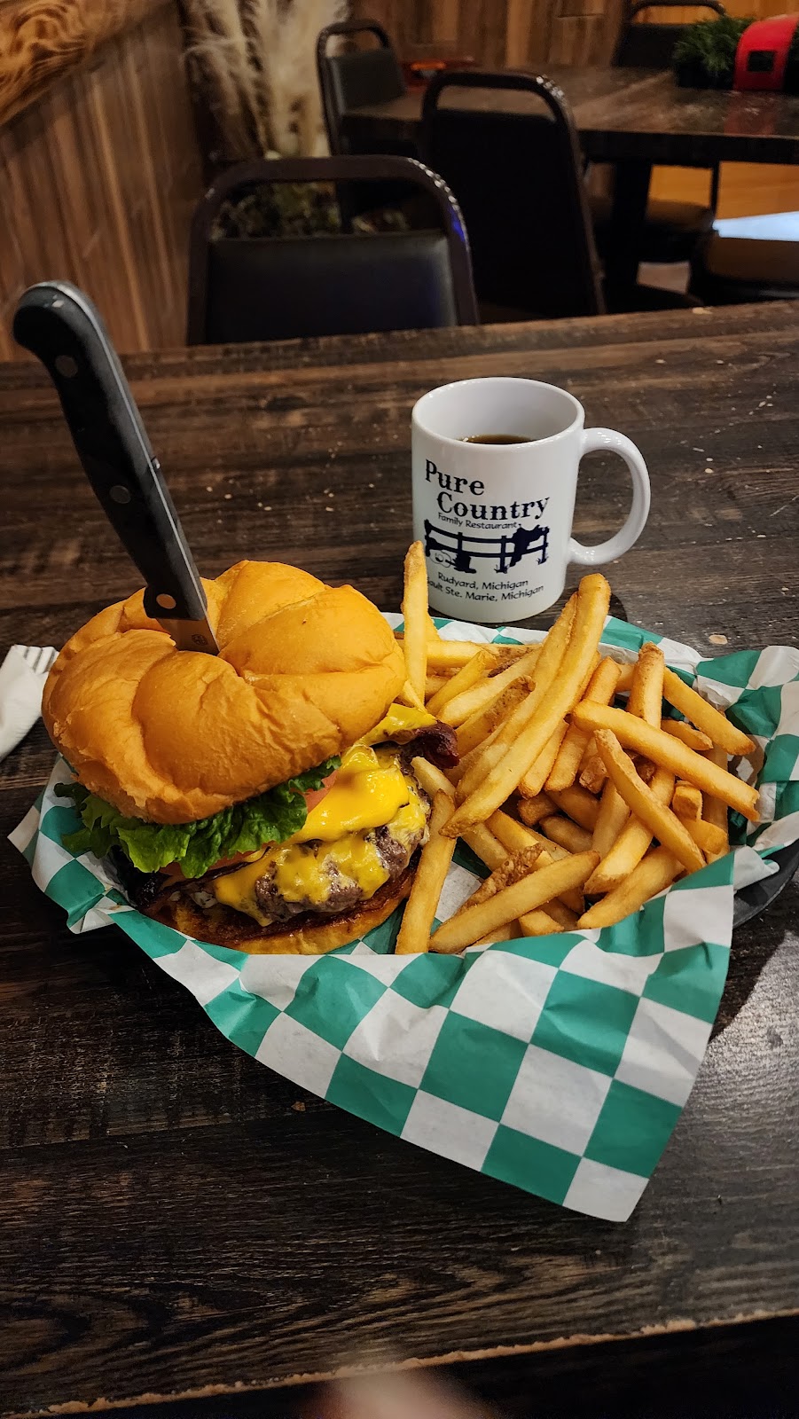 Pure Country Family Restaurant | restaurant | 601 W 25th Ave, Sault Ste. Marie, MI 49783, USA | 9062597045 OR +1 906-259-7045