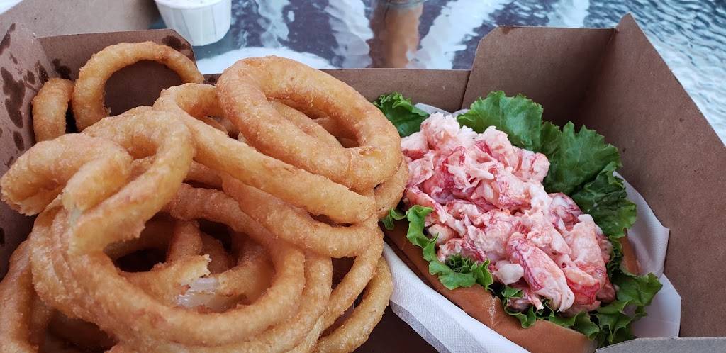 Johns Footlong | restaurant | 309 Commercial St # 5, Provincetown, MA 02657, USA | 5084877434 OR +1 508-487-7434