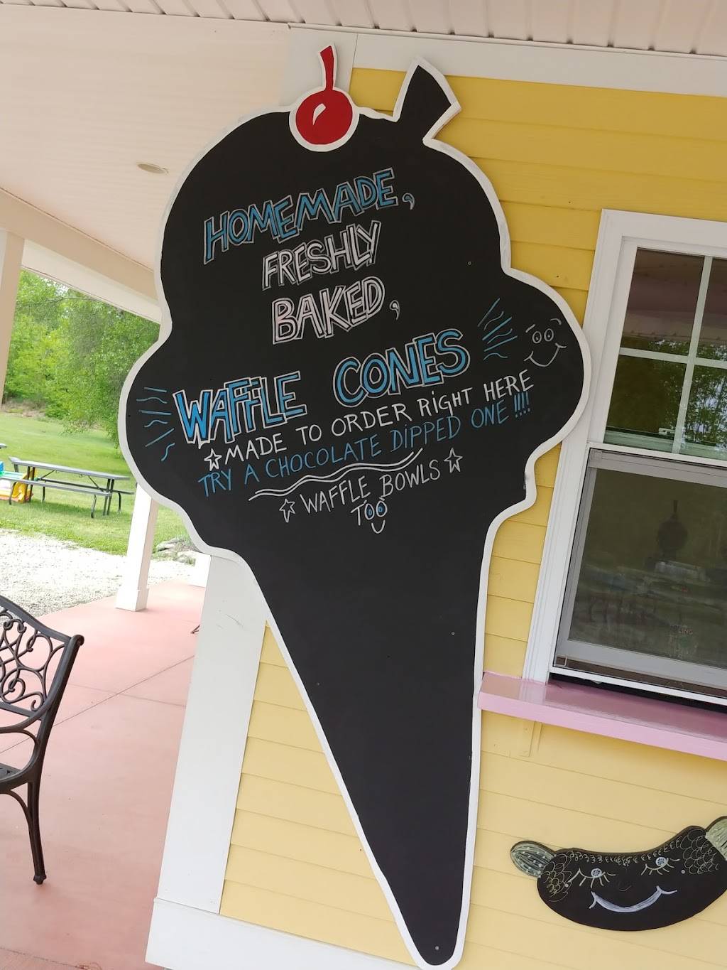 Sugar & Ice Creamery | meal takeaway | 146 Calef Hwy, Barrington, NH 03825, USA | 6033351140 OR +1 603-335-1140