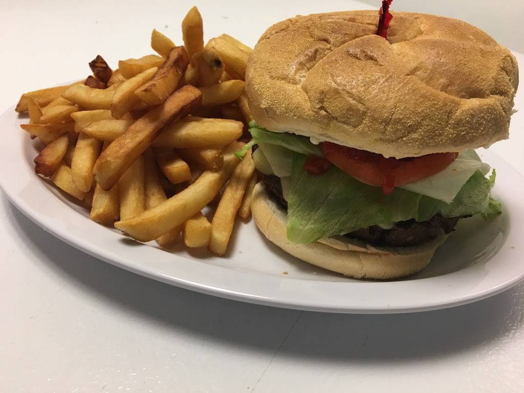 La Brasa Grill & Restaurant | restaurant | 133 Hanover St, Meriden, CT 06451, USA | 2032356333 OR +1 203-235-6333