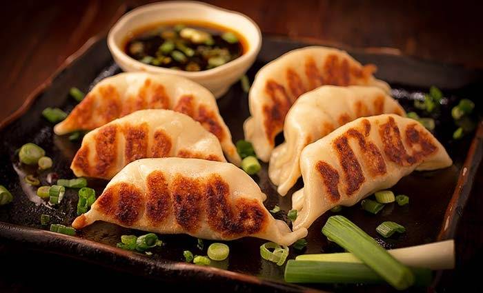 Jinja Bar & Bistro NE Heights | restaurant | 8900 Holly Ave NE B, Albuquerque, NM 87122, USA | 5058561413 OR +1 505-856-1413