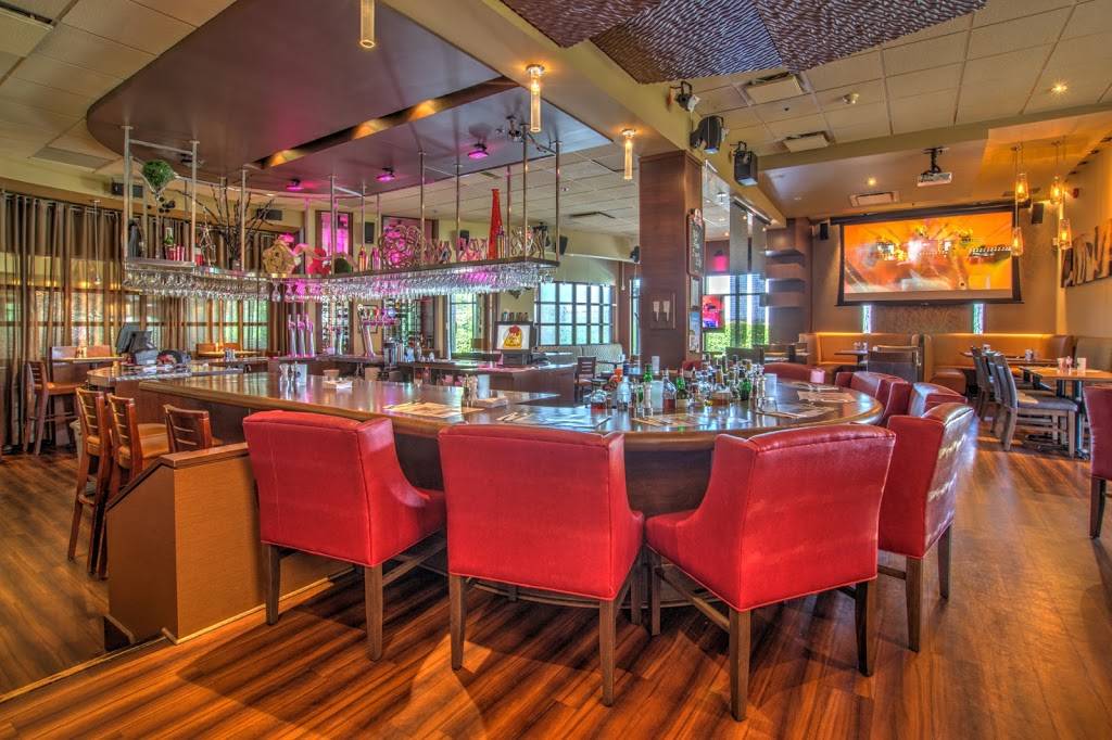 Rôtisserie St-Hubert | restaurant | 940 Rue Principale, Granby, QC J2G 2Z4, Canada | 4503784656 OR +1 450-378-4656