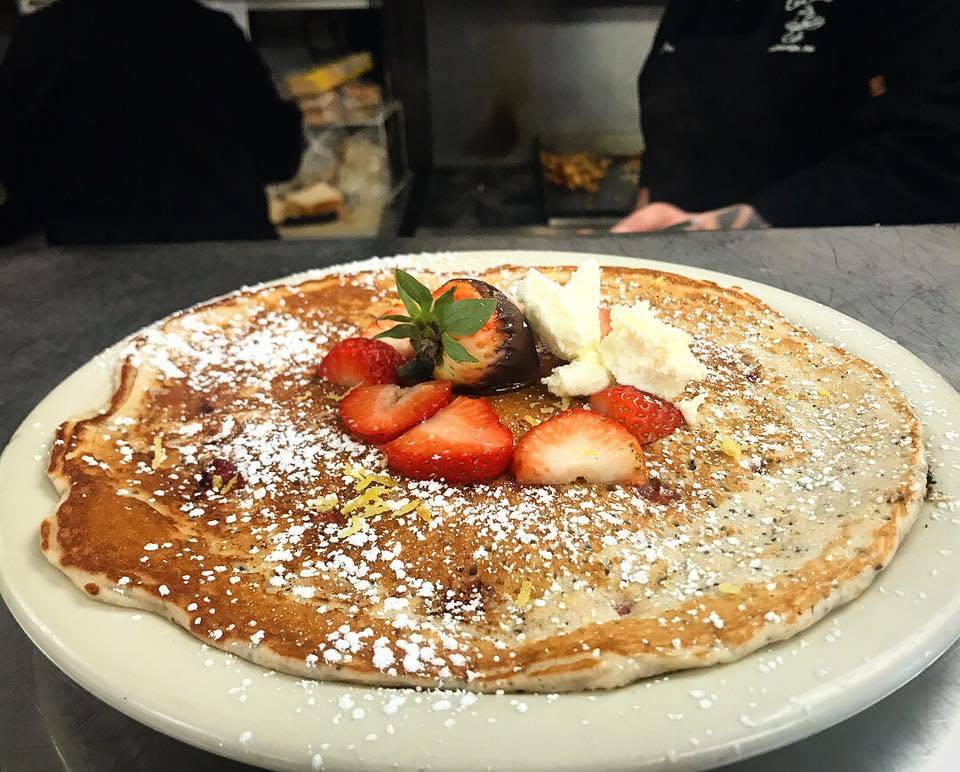 Elm Centre Cafe | restaurant | 39 Elm St #19, Southbridge, MA 01550, USA | 5087647288 OR +1 508-764-7288