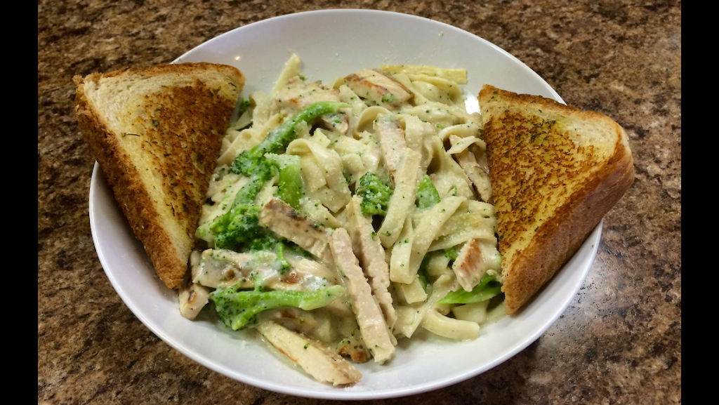 Sophias Restaurant | restaurant | 3201 S Riverside Dr, Beloit, WI 53511, USA | 6083689598 OR +1 608-368-9598