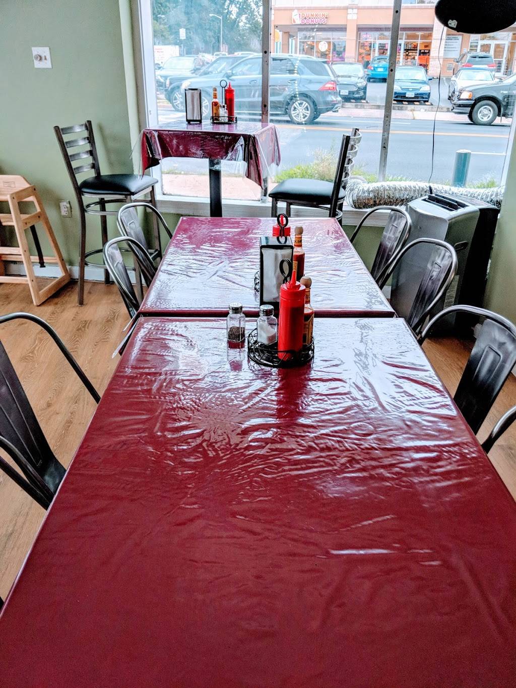 Milagro’s Pupuseria | restaurant | 301 S Washington St, Falls Church, VA 22046, USA | 7035343838 OR +1 703-534-3838